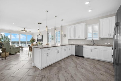Condo in Venice, Florida, 3 bedrooms  № 2221967 - photo 26