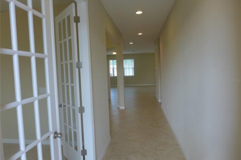 Villa ou maison à louer à Riverview, Floride: 4 chambres, 323.58 m2 № 1858263 - photo 3