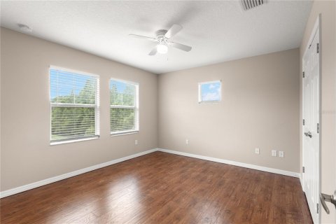 House in Tampa, Florida 4 bedrooms, 217.02 sq.m. № 1810659 - photo 29