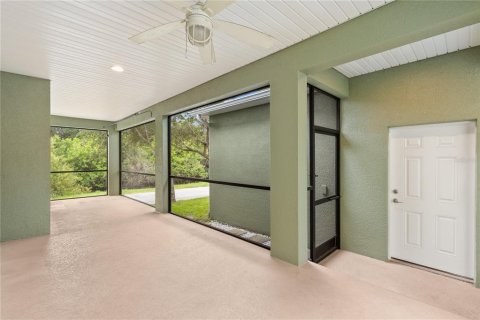 House in Tampa, Florida 4 bedrooms, 217.02 sq.m. № 1810659 - photo 16