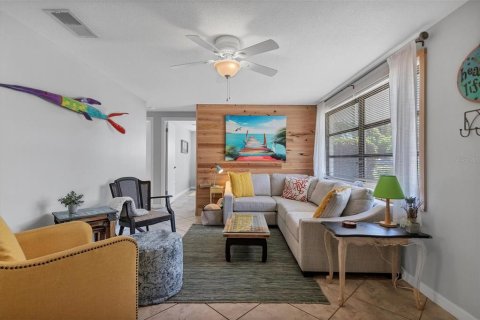 Villa ou maison à louer à Sarasota, Floride: 3 chambres, 114.08 m2 № 2166159 - photo 7