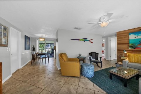 Villa ou maison à louer à Sarasota, Floride: 3 chambres, 114.08 m2 № 2166159 - photo 6