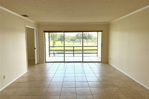 Copropriété à louer à Sarasota, Floride: 2 chambres, 103.86 m2 № 2418961 - photo 11