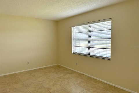 Copropriété à louer à Sarasota, Floride: 2 chambres, 103.86 m2 № 2418961 - photo 19