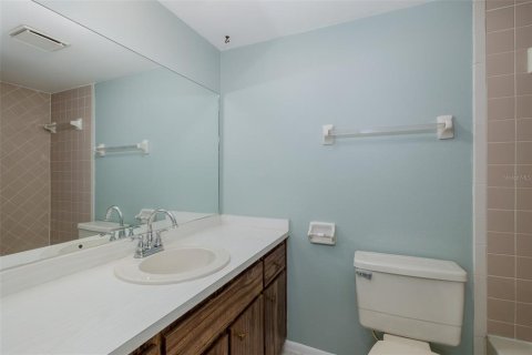 Condo in New Port Richey, Florida, 2 bedrooms  № 1802230 - photo 14