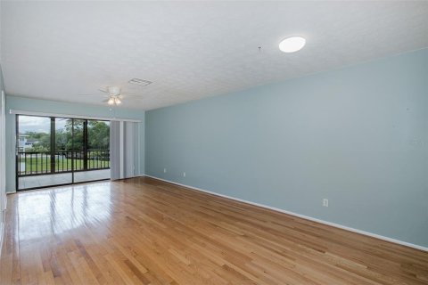 Condo in New Port Richey, Florida, 2 bedrooms  № 1802230 - photo 29