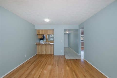Condo in New Port Richey, Florida, 2 bedrooms  № 1802230 - photo 26