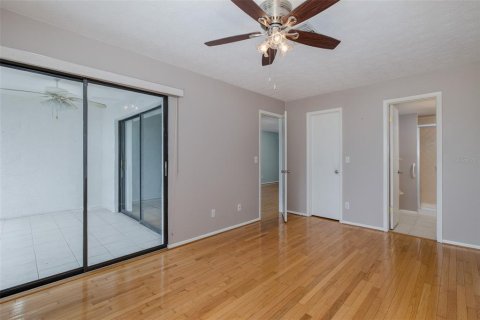Condo in New Port Richey, Florida, 2 bedrooms  № 1802230 - photo 19