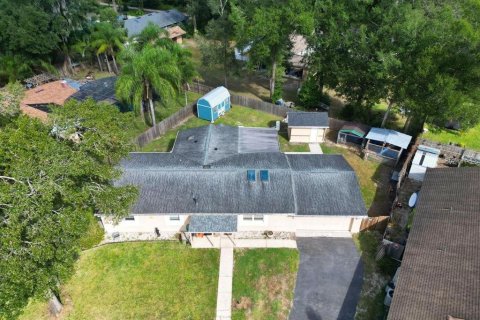 Villa ou maison à vendre à Sorrento, Floride: 4 chambres, 175.77 m2 № 2404988 - photo 24