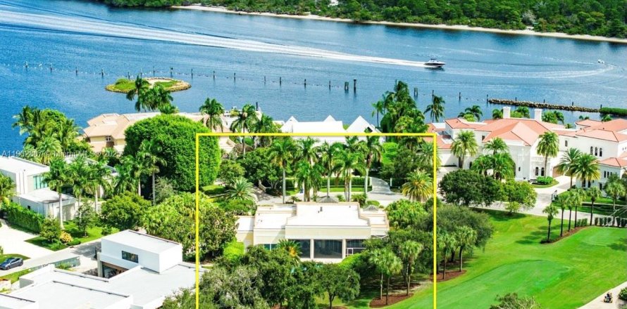 Villa ou maison à Jupiter, Floride 3 chambres, 408.12 m2 № 1955705