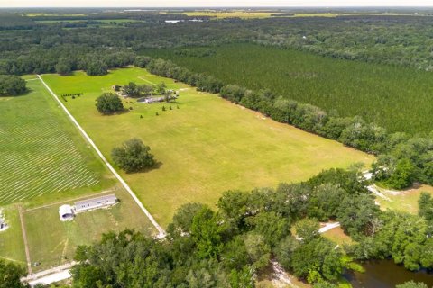 Villa ou maison à MC Alpin, Floride 4 chambres, 250.84 m2 № 2104615