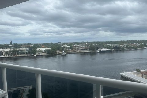 Condo in Aventura, Florida, 3 bedrooms № 1974983 - photo 18