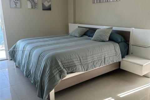 Condo in Aventura, Florida, 3 bedrooms № 1974983 - photo 15