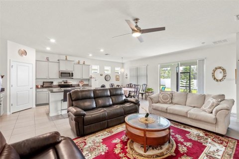 House in Riverview, Florida 4 bedrooms, 190.08 sq.m. № 1827073 - photo 9