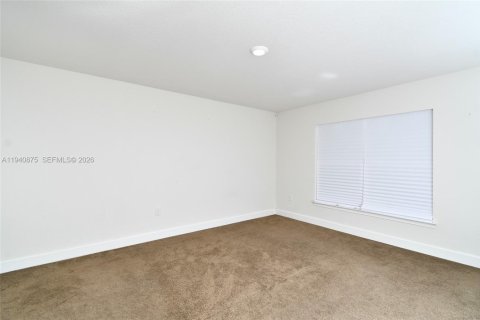 Купить виллу или дом в Лихай-Эйкерс, Флорида 4 спальни, № 1998390 - фото 18