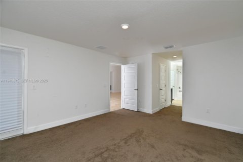 Купить виллу или дом в Лихай-Эйкерс, Флорида 4 спальни, № 1998390 - фото 19