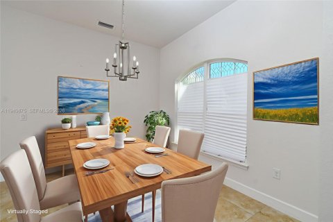 Купить виллу или дом в Лихай-Эйкерс, Флорида 4 спальни, № 1998390 - фото 7