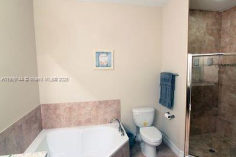 Casa en venta en Port St. Lucie, Florida, 2 dormitorios, 160.44 m2 № 1964470 - foto 9