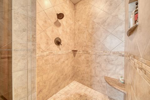 House in Delray Beach, Florida 3 bedrooms, 217.95 sq.m. № 1693286 - photo 24
