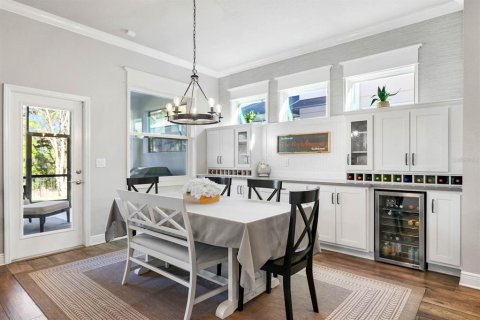 House in Fish Hawk, Florida 4 bedrooms, 233.46 sq.m. № 1613708 - photo 8