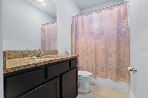 House in Fish Hawk, Florida 4 bedrooms, 233.46 sq.m. № 1613708 - photo 23