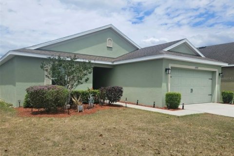 Casa en Brooksville, Florida 3 dormitorios, 143.63 m2 № 2203967