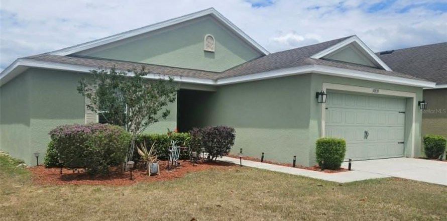 Casa en Brooksville, Florida 3 dormitorios, 143.63 m2 № 2203967