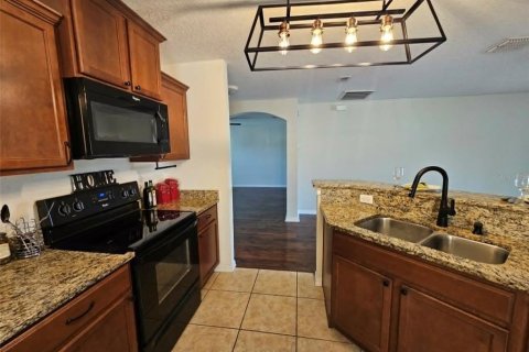 Casa en venta en Brooksville, Florida, 3 dormitorios, 143.63 m2 № 2203967 - foto 5
