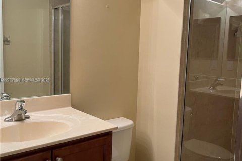 Touwnhouse à louer à Cutler Bay, Floride: 3 chambres, 94.57 m2 № 1996152 - photo 10