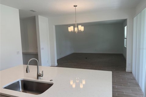 Casa en venta en Orlando, Florida, 4 dormitorios, 237.83 m2 № 1908339 - foto 5