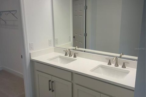 Casa en venta en Orlando, Florida, 4 dormitorios, 237.83 m2 № 1908339 - foto 10