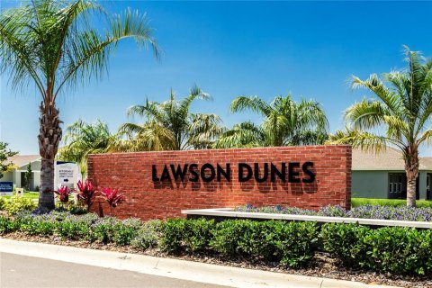 Casa en alquiler en Haines City, Florida, 4 dormitorios, 183.76 m2 № 1828387 - foto 1