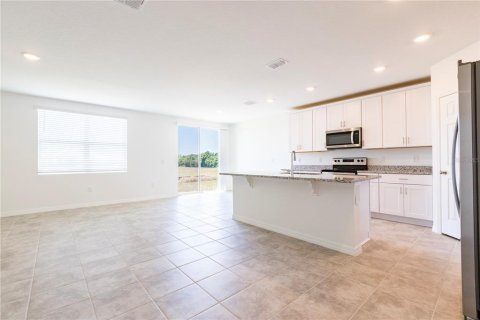 Casa en alquiler en Haines City, Florida, 4 dormitorios, 183.76 m2 № 1828387 - foto 9
