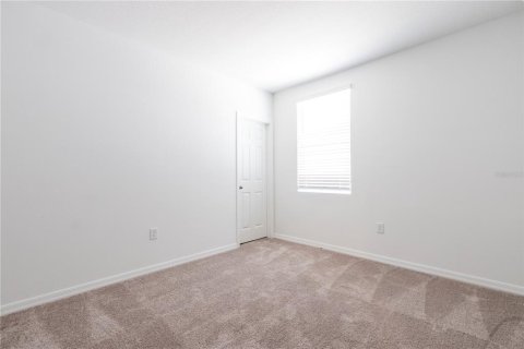 Casa en alquiler en Haines City, Florida, 4 dormitorios, 183.76 m2 № 1828387 - foto 7
