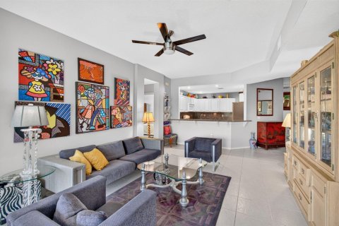 Condo in Boynton Beach, Florida, 3 bedrooms № 2370081 - photo 18