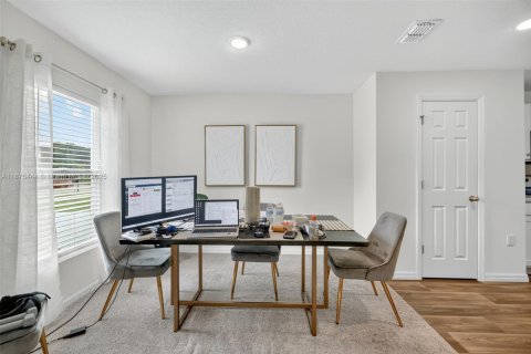 Casa en venta en Port St. Lucie, Florida, 3 dormitorios, 143.26 m2 № 1923211 - foto 19