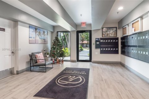 Copropriété à vendre à Fort Lauderdale, Floride: 2 chambres, 102.19 m2 № 2037699 - photo 30