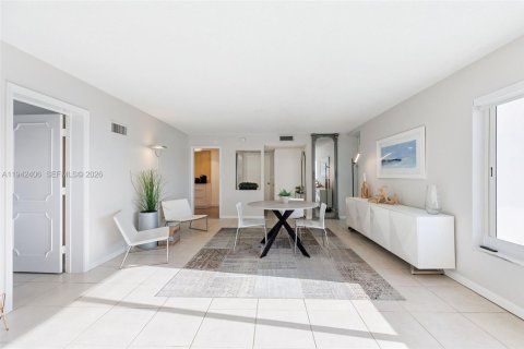 Снять в аренду кондоминиум в Форт-Лодердейл, Флорида 2 спальни, 157.93м2, № 2008639 - фото 29