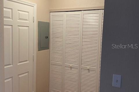 Condo in Orlando, Florida, 2 bedrooms  № 1608958 - photo 10