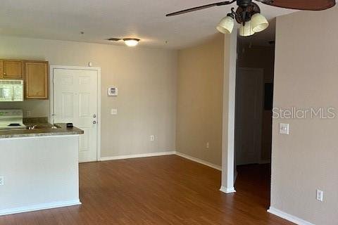 Condo in Orlando, Florida, 2 bedrooms  № 1608958 - photo 5