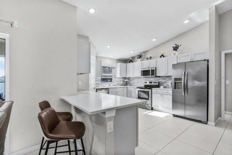 Casa en venta en Cape Coral, Florida, 3 dormitorios, 149.94 m2 № 1804800 - foto 19