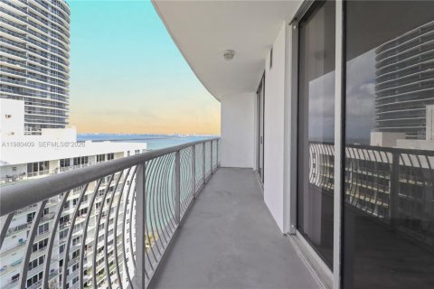 Copropriété à louer à Miami, Floride: 1 chambre, 76.64 m2 № 2044141 - photo 10