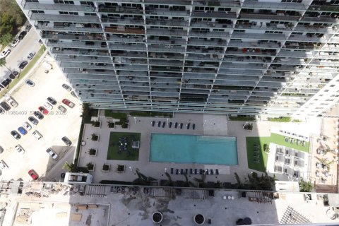 Copropriété à louer à Miami, Floride: 1 chambre, 76.64 m2 № 2044141 - photo 13