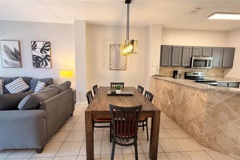 Townhouse in Kissimmee, Florida 3 bedrooms, 120.31 sq.m. № 1750574 - photo 3