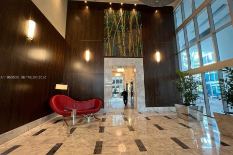 Condominio en alquiler en Miami, Florida, 41.9 m2 № 2007895 - foto 4