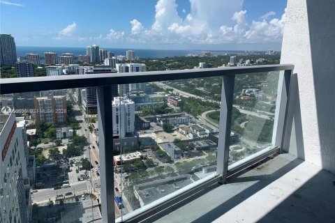 Condominio en alquiler en Miami, Florida, 41.9 m2 № 2007895 - foto 23
