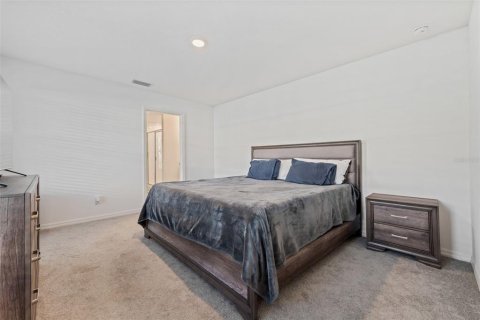 Adosado en venta en Howey-in-the-Hills, Florida, 4 dormitorios, 195.47 m2 № 2098305 - foto 15