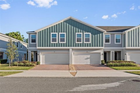 Adosado en Howey-in-the-Hills, Florida 4 dormitorios, 195.47 m2 № 2098305