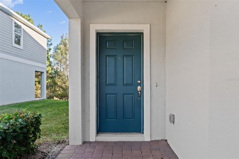Adosado en venta en Howey-in-the-Hills, Florida, 4 dormitorios, 195.47 m2 № 2098305 - foto 3
