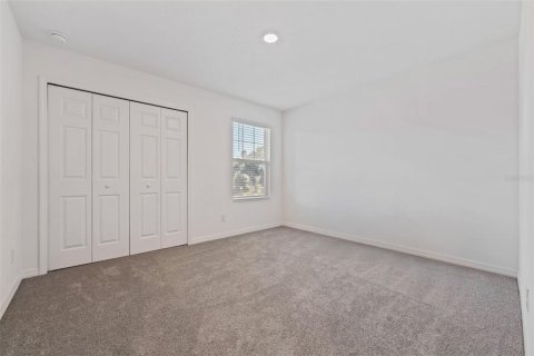 Adosado en venta en Howey-in-the-Hills, Florida, 4 dormitorios, 195.47 m2 № 2098305 - foto 20